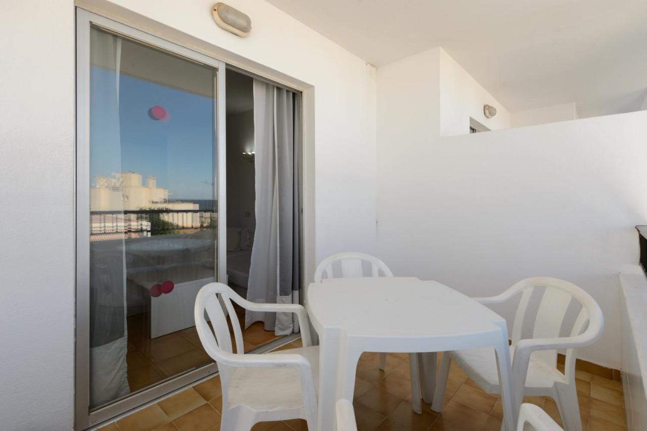 Apartamentos San Antonio Beach Esterno foto